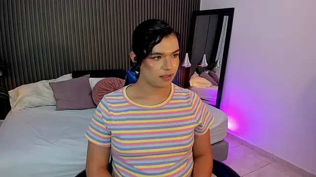sammybrunette1 Adlı Modelin Web Kamerası Şovu