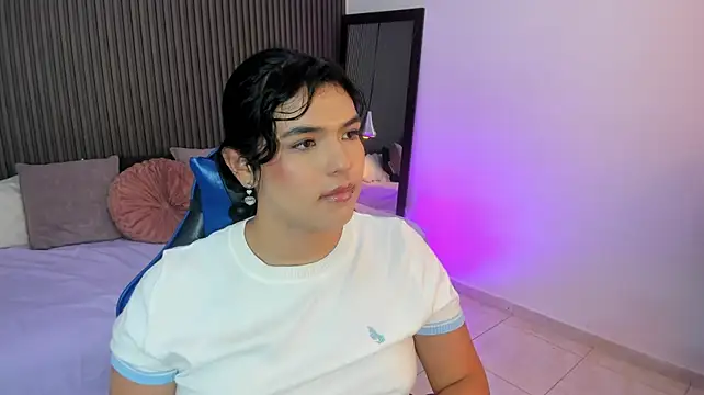 Show modela sammybrunette1 na web-kameri