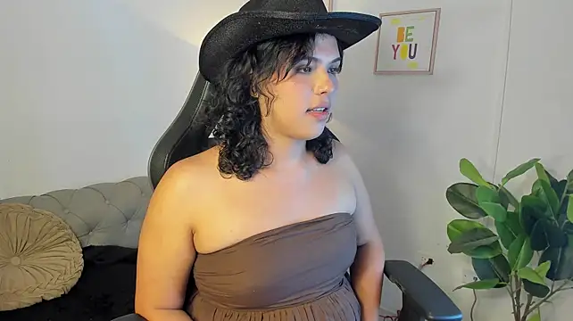 sammybrunette1 Adlı Modelin Web Kamerası Şovu