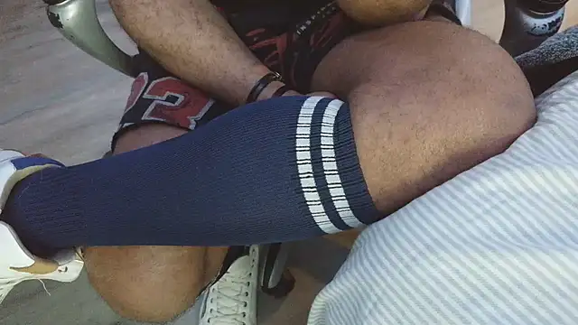 KY_Sir35 Show in webcam