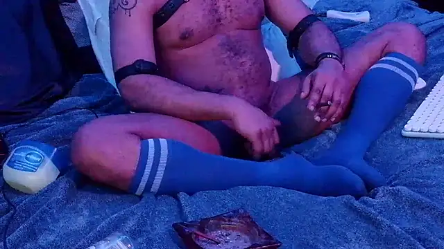 KY_DomSir36's Webcam Show