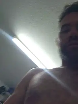 hornyandhard1986 在線直播表演