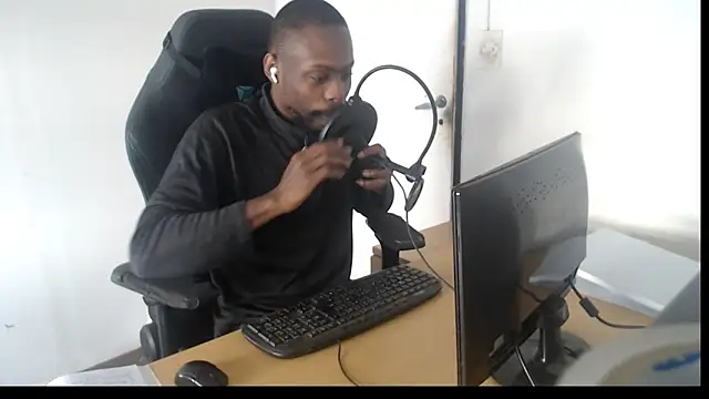 Mastertopdome webkamerás műsora