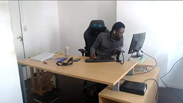 Mastertopdome webcam show