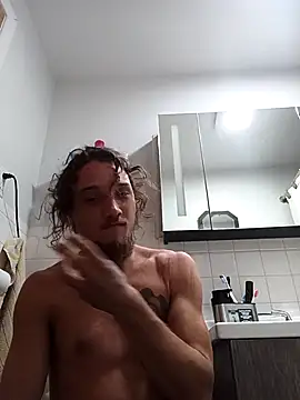 Lunatixss' Webcam Show