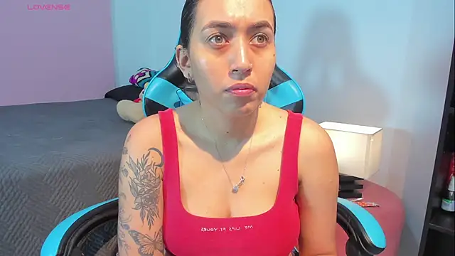 _maria_foxx_'s Live XXX Chat