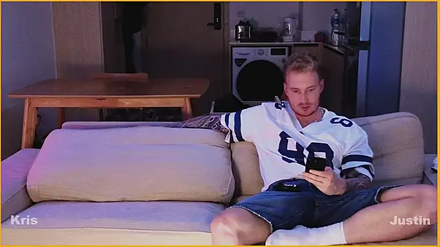 Justin_Hardy Pertunjukan Webcam