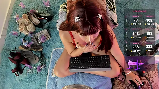 Eilin_clio Adlı Modelin Web Kamerası Şovu
