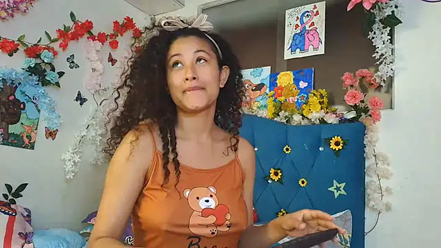 Milkdulce1 Adlı Modelin Canlı XXX Sohbeti