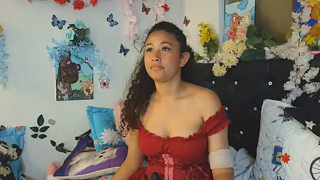 Milkdulce1 Show in webcam
