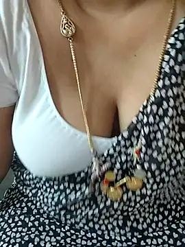 Živý XXX chat Crazycat-Telugu