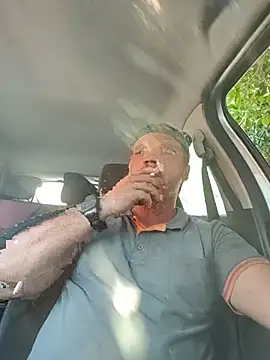 WadedGuzzling Pertunjukan Webcam