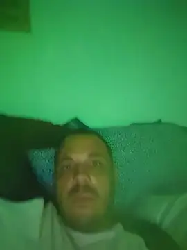 WadedGuzzling Pertunjukan Webcam