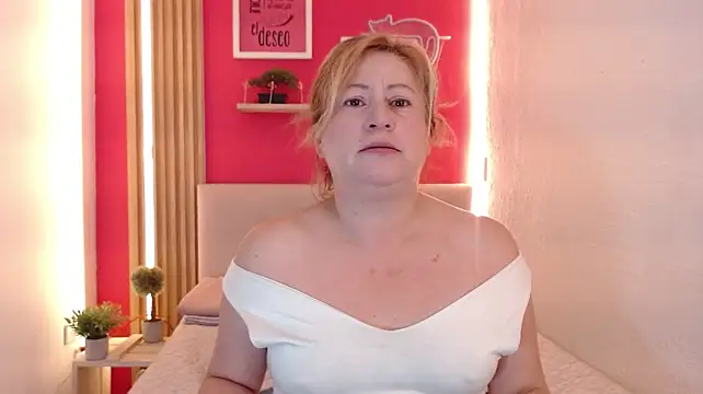 MonyCassius' Live XXX Chat