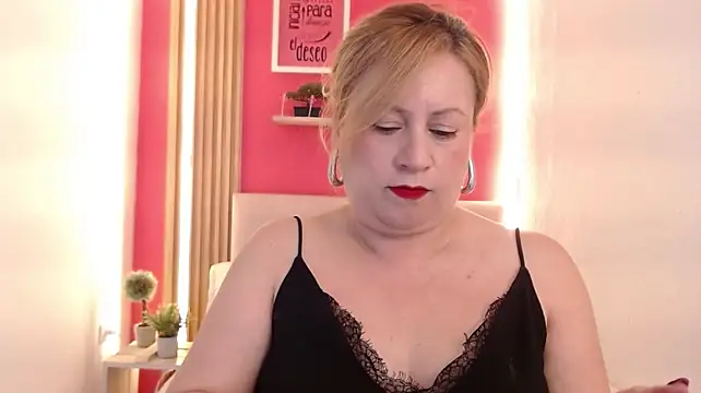 MonyCassius Chat XXX in diretta