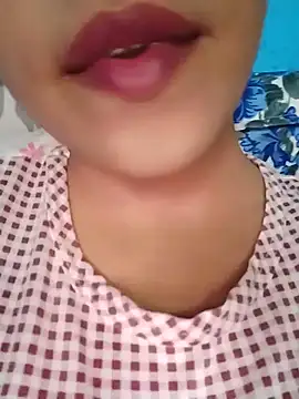 Anki-doll Chat XXX in diretta