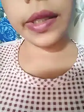 Chat +18 de Anki-doll ao vivo