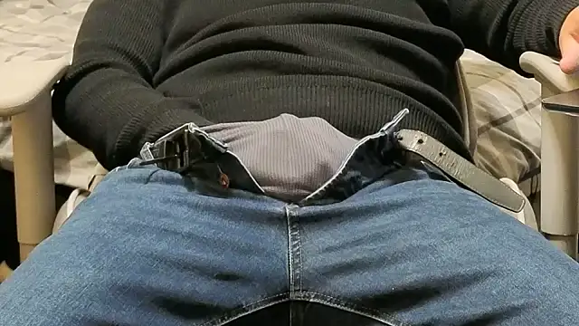 Dan8736's Webcam Show