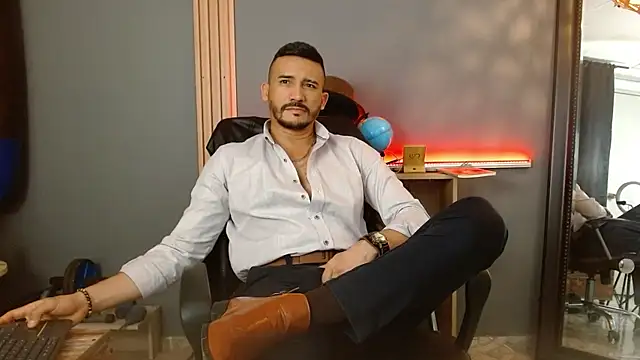 Show de Reiko_85_ na webcam