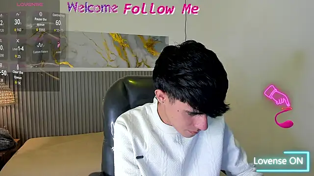 Dyla_n18 Шоу с уебкамера