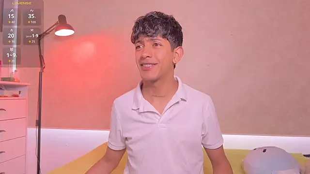 teobrowny 即時 XXX 聊天