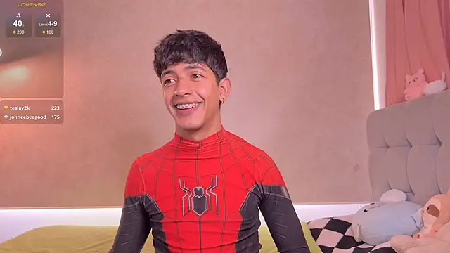 teobrowny webcam show