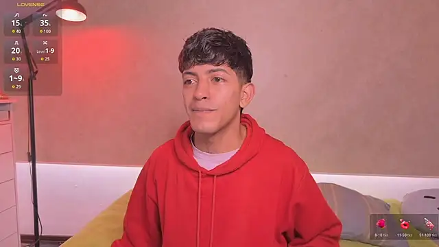 teobrowny 网络视讯表演