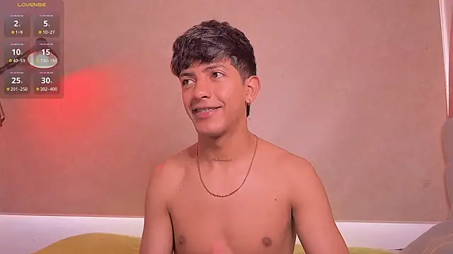 Show de teobrowny na webcam
