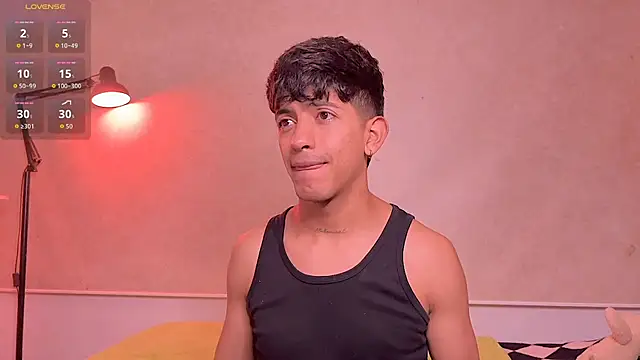 Show modela teobrowny na web-kameri