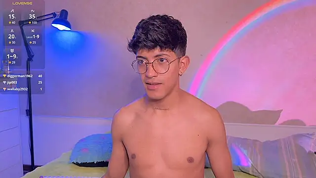 teobrowny 网络视讯表演