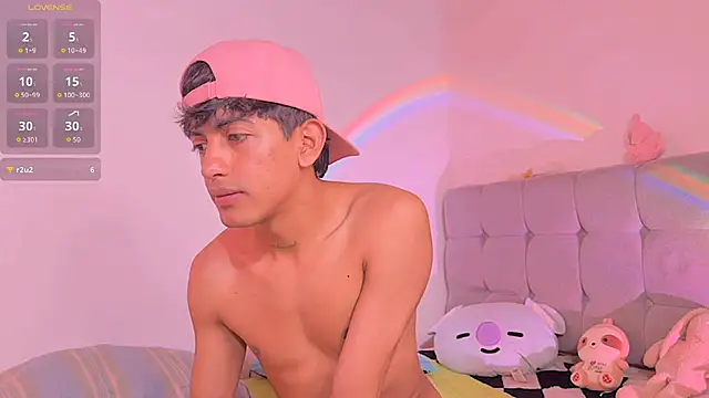 teobrowny webcam show