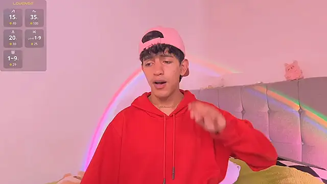Вебкам-шоу teobrowny