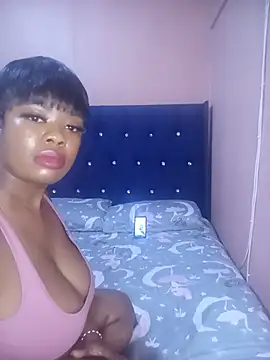 Luciouslips00 webkamerás műsora