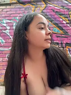 Srta_ahome69 Adlı Modelin Web Kamerası Şovu