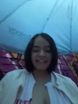 Srta_ahome69's Webcam Show