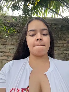 Srta_ahome69 Show in webcam