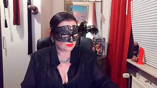 LadyMaxime511 Chat XXX live