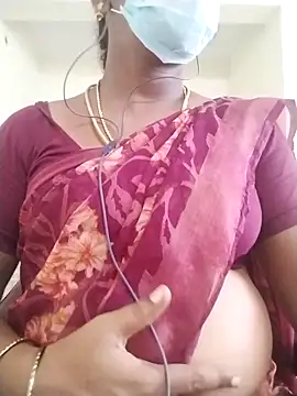 PreethytamilsexyのライブXXXチャット