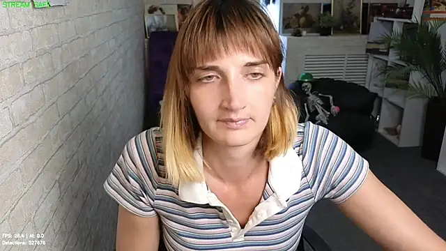 Nika_Kitten লাইভ XXX চ্যাট