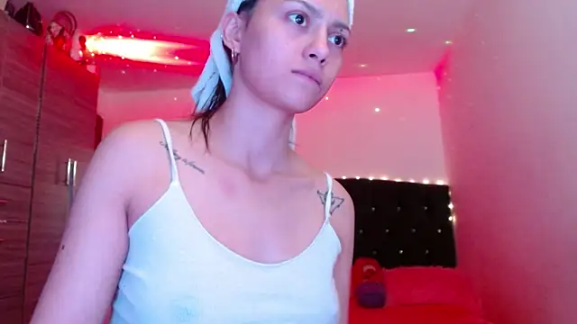 holy_juli 라이브 XXX 채팅