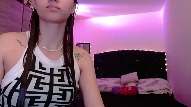 holy_julin Live XXX chat