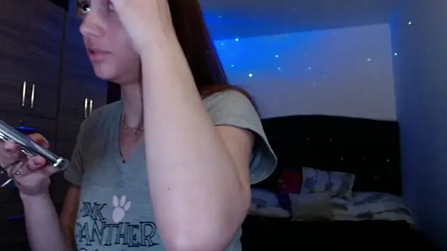 holy_juli – Naživo XXX chat