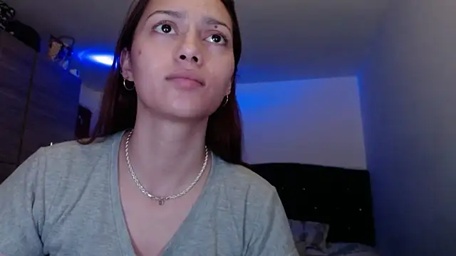 Chat XXX en directo de holy_juli