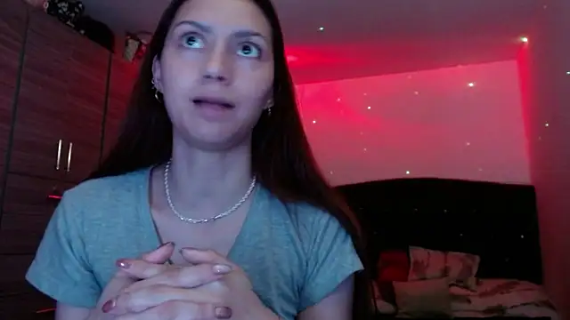 Chatroom XXX en direct de holy_juli