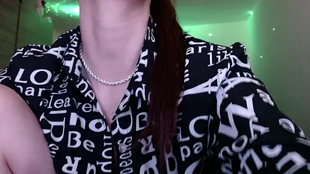 holy_juli 现场XXX聊天