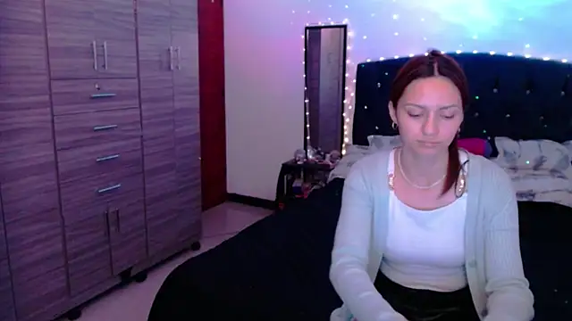 holy_juli 现场XXX聊天