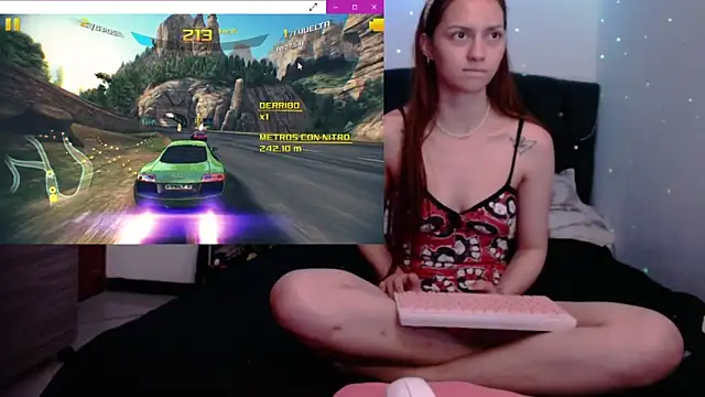 Chat XXX ao vivo de holy_juli