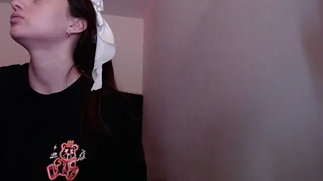 holy_juli XXX чат на живо