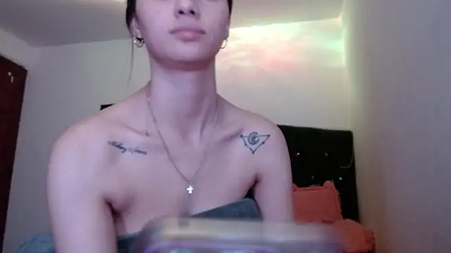 Chat XXX en directo de holy_juli