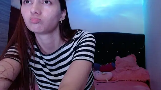 holy_juli Live XXX-Chat